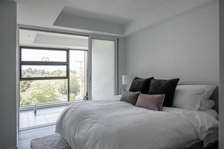 301 717 W 17th Avenue Vancouver, BC - 5