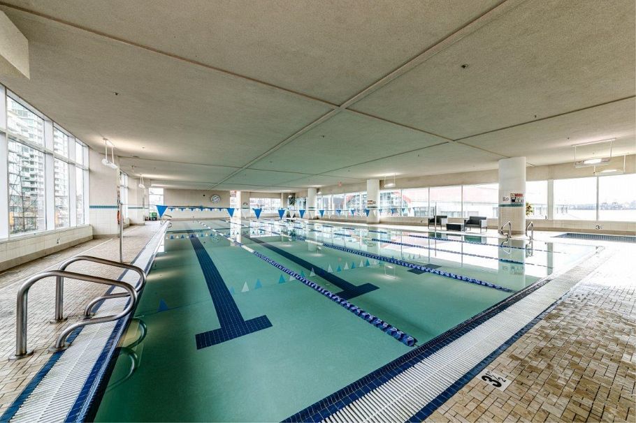 501 138 E Esplanade North Vancouver, BC - 19