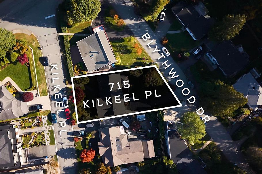 715 Kilkeel Place North Vancouver, BC - 2
