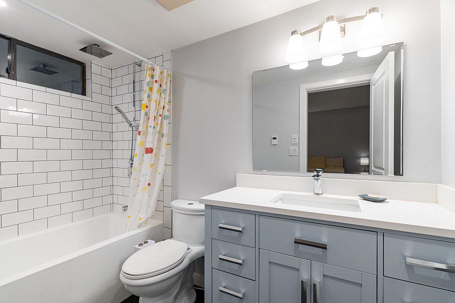 13 2151 Banbury Road North Vancouver, BC - 33