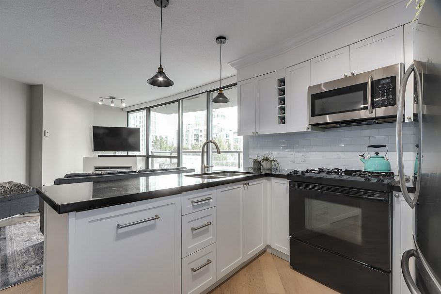 1102 501 Pacific Street Vancouver, BC - 14