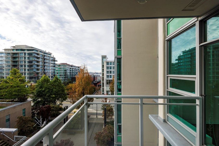 501 138 E Esplanade North Vancouver, BC - 18