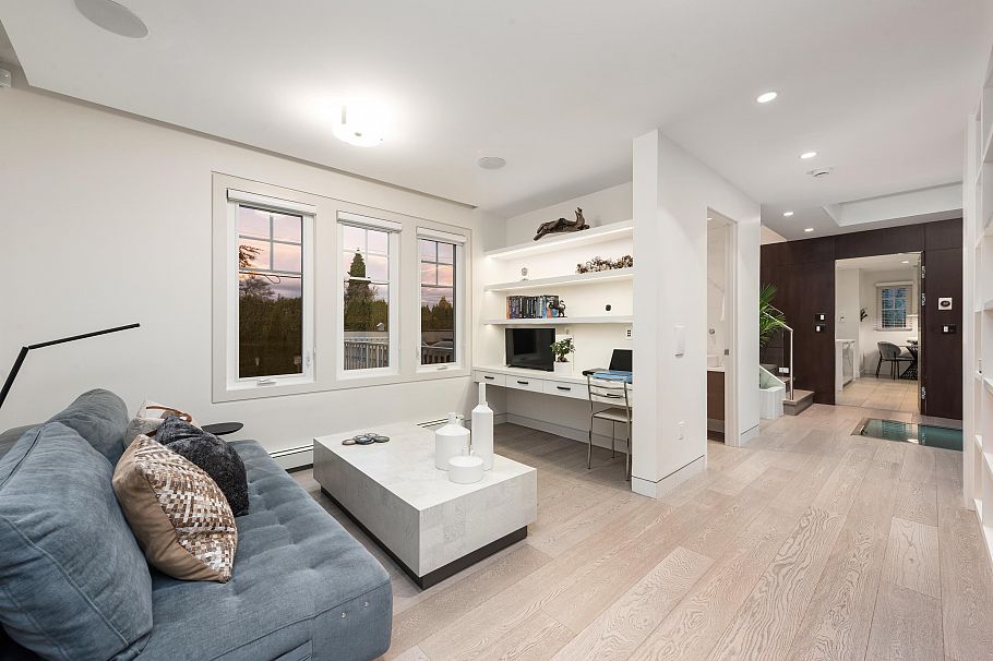 1407 W 33rd Avenue Vancouver, BC - 10