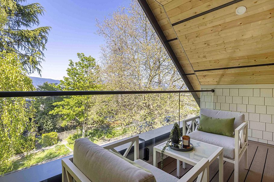 1 4422 W 6th Avenue Vancouver, BC - 33