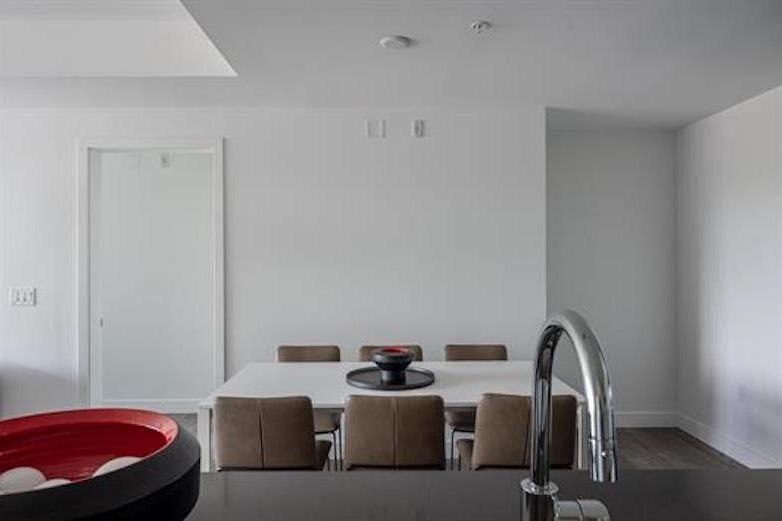 301 717 W 17th Avenue Vancouver, BC - 3