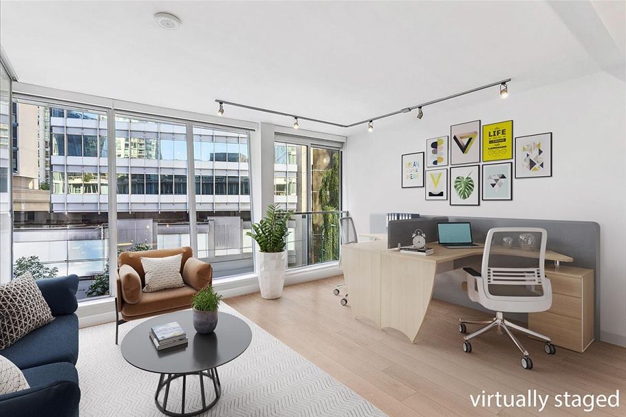 402 1477 W Pender Street Vancouver, BC - 4