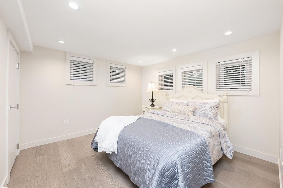 1407 W 33rd Avenue Vancouver, BC - 29