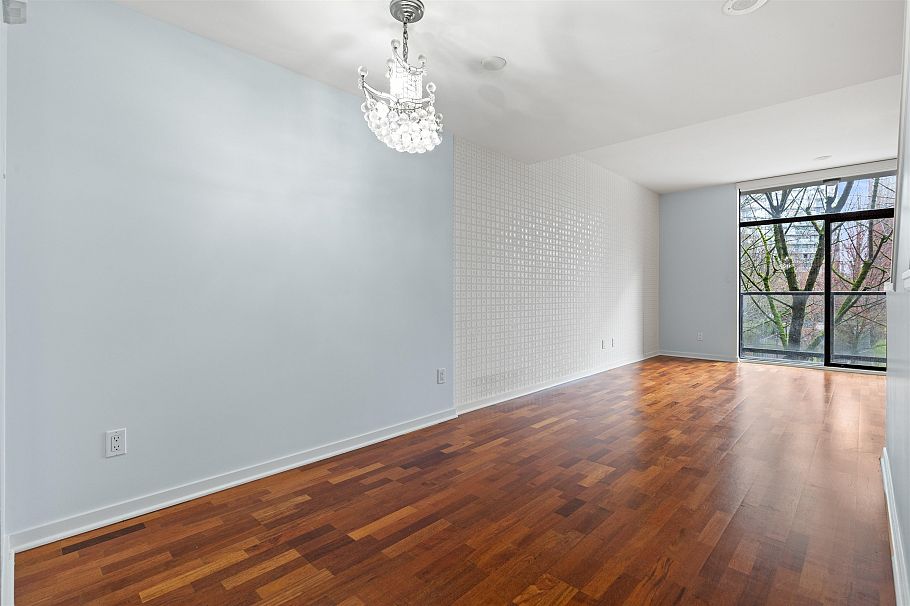 975 Beatty Street Vancouver, BC - 8