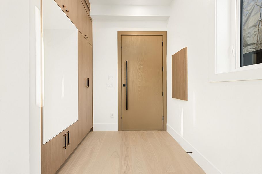 2 847 E 10th Avenue Vancouver, BC - 13