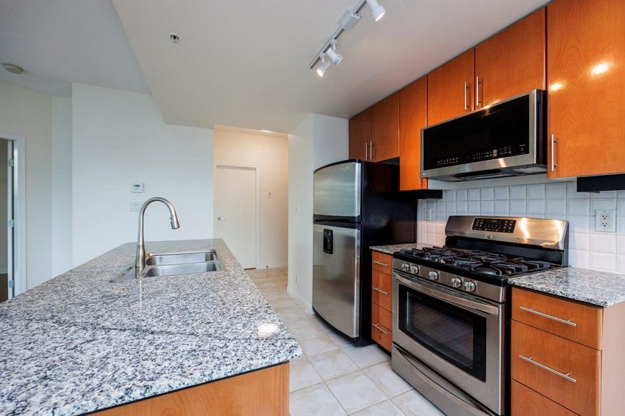 501 138 E Esplanade North Vancouver, BC - 5