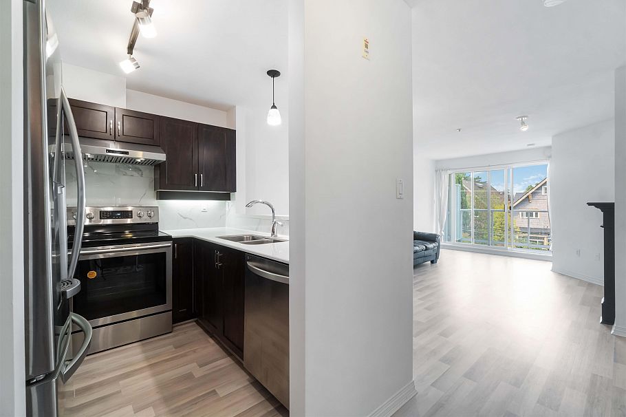 307 2929 W 4th Avenue Vancouver, BC - 10