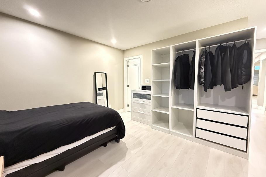 2624 Kitchener Street Vancouver, BC - 17