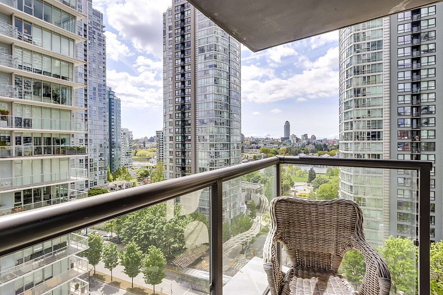 1102 501 Pacific Street Vancouver, BC - 7