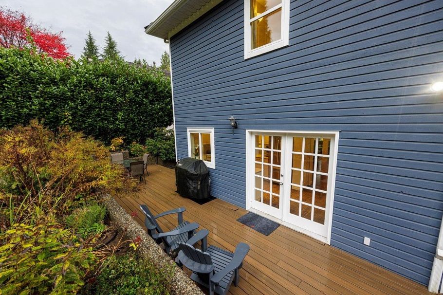 1806 Deep Cove Road North Vancouver, BC - 32