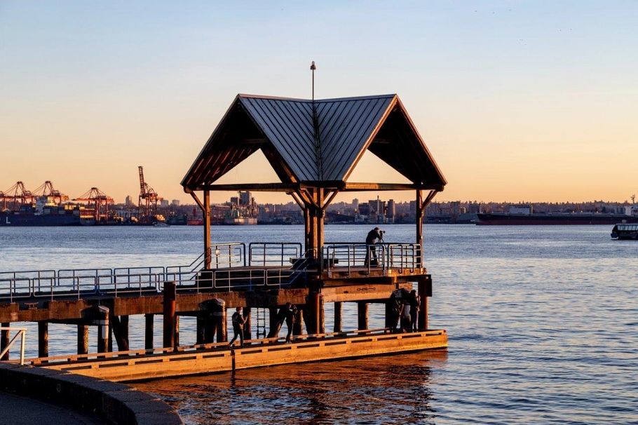 501 138 E Esplanade North Vancouver, BC - 25