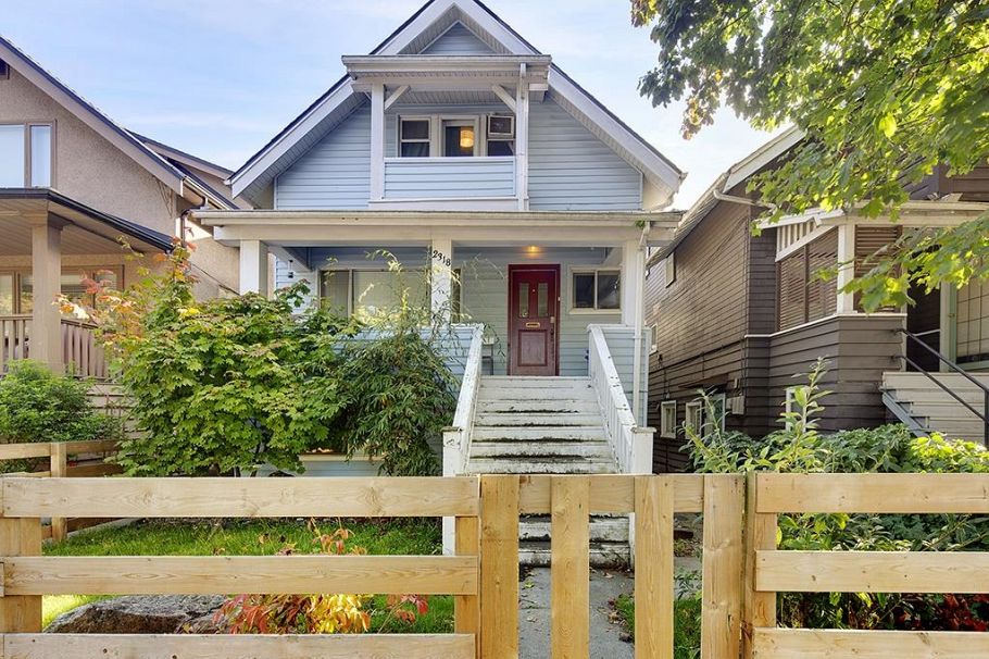 2318 Macdonald Street Vancouver, BC - 2