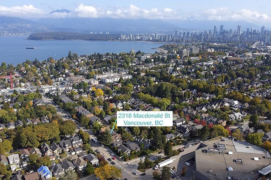 2318 Macdonald Street Vancouver, BC - 1