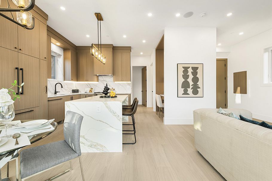 2 847 E 10th Avenue Vancouver, BC - 6