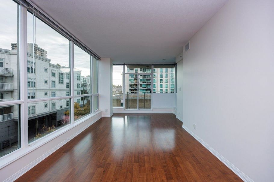 501 138 E Esplanade North Vancouver, BC - 3