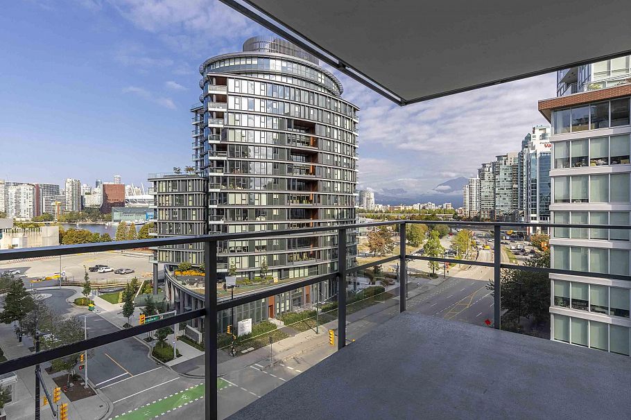 905 110 Switchmen Street Vancouver, BC - 8
