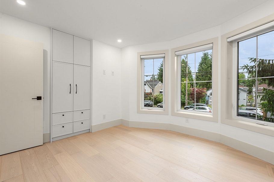 1 365 E 33rd Avenue Vancouver, BC - 24