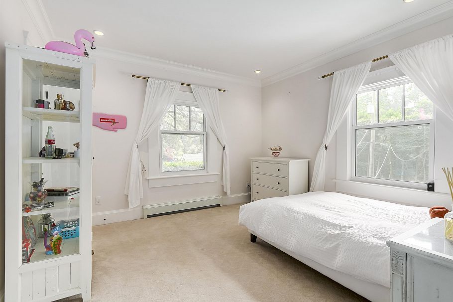 1926 W 17th Avenue Vancouver, BC - 11