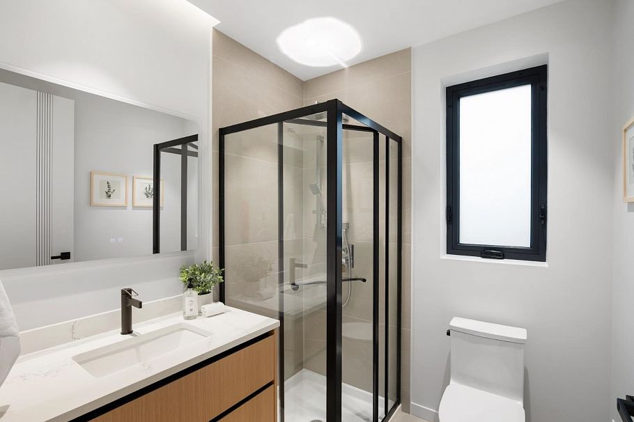 1 8226 Adera Street Vancouver, BC - 4