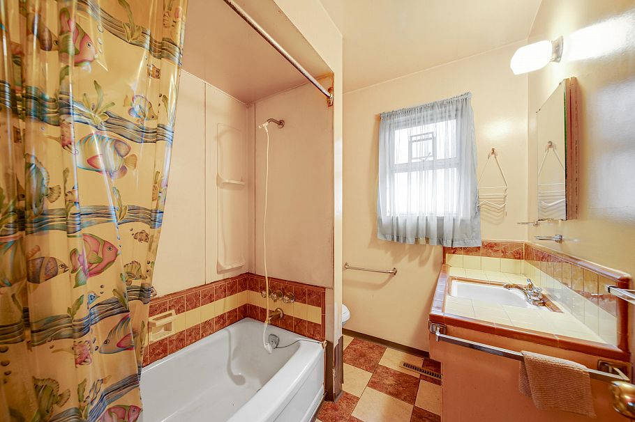 5284 Slocan Street Vancouver, BC - 7