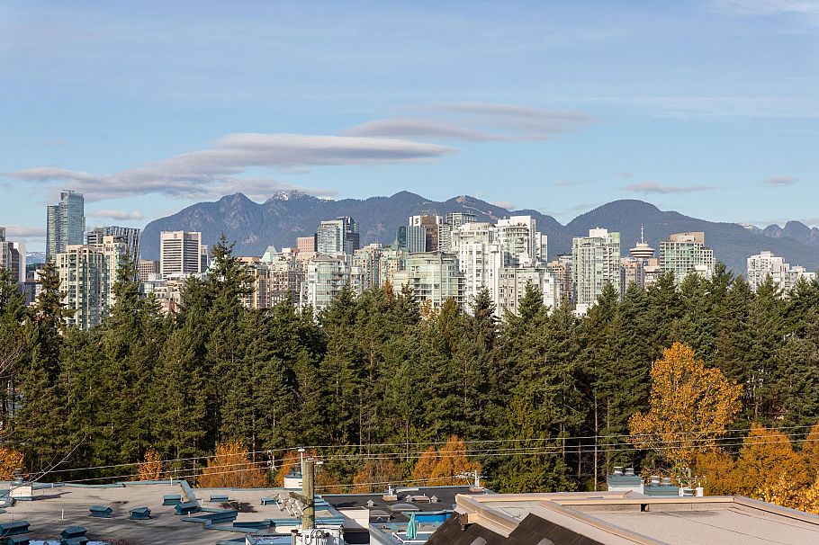 51 870 W 7th Avenue Vancouver, BC - 4