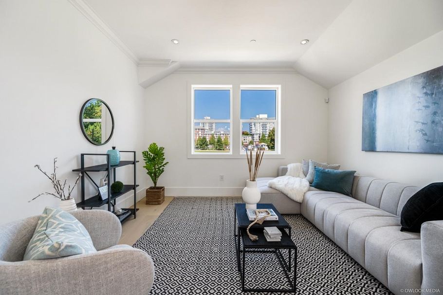 1421 E 27th Avenue Vancouver, BC - 4