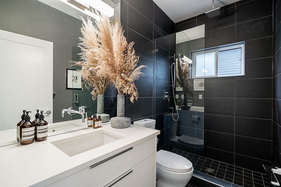 33 E 22nd Avenue Vancouver, BC - 14