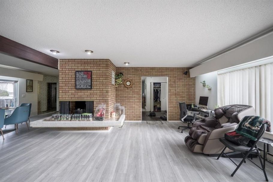 753 E 55th Avenue Vancouver, BC - 16