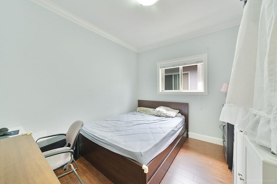 3832 Slocan Street Vancouver, BC - 4