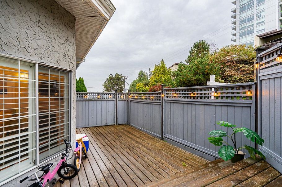 109 216 E 6th Street North Vancouver, BC - 33