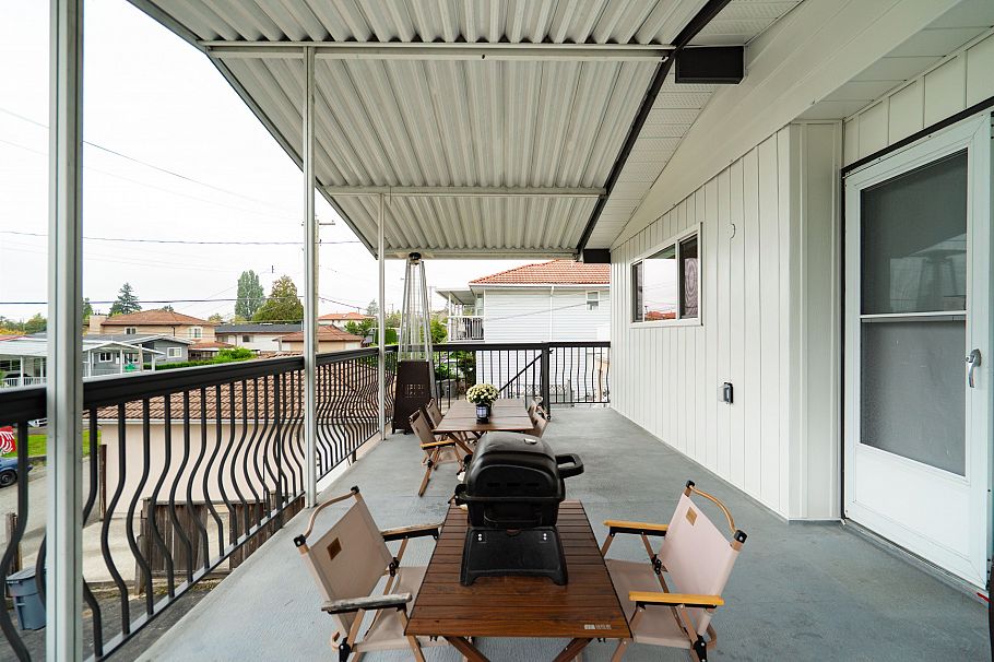 5885 Sherbrooke Street Vancouver, BC - 12