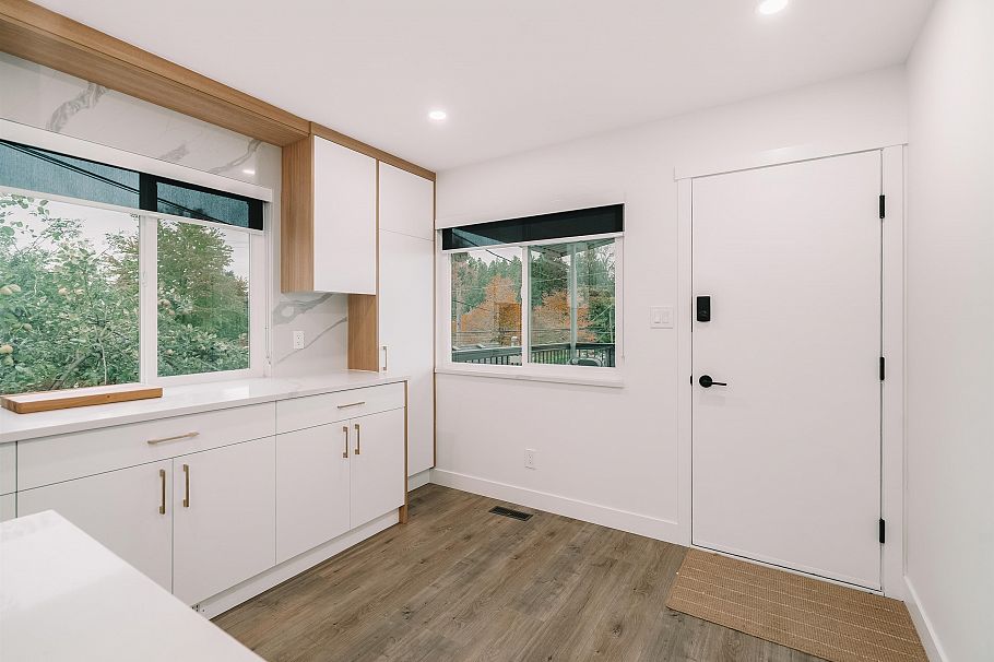 5885 Sherbrooke Street Vancouver, BC - 11