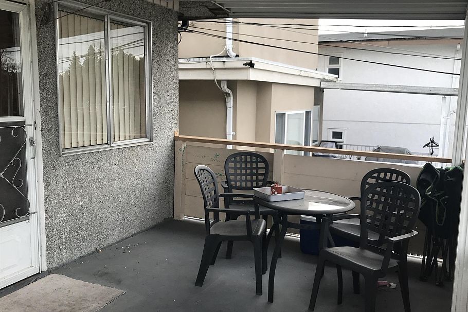 5771 Sherbrooke Street Vancouver, BC - 6