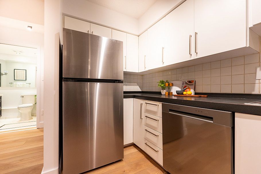 304 1855 Nelson Street Vancouver, BC - 8