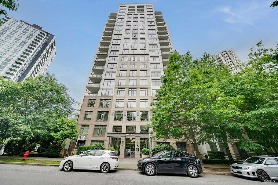 312 3660 Vanness Avenue Vancouver, BC - 1