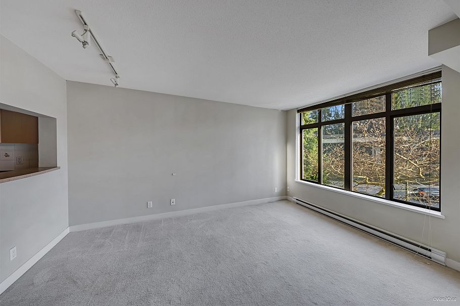 312 3660 Vanness Avenue Vancouver, BC - 4