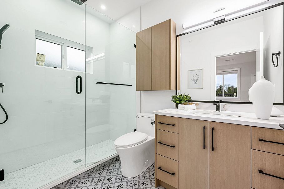 2827 Dundas Street Vancouver, BC - 10