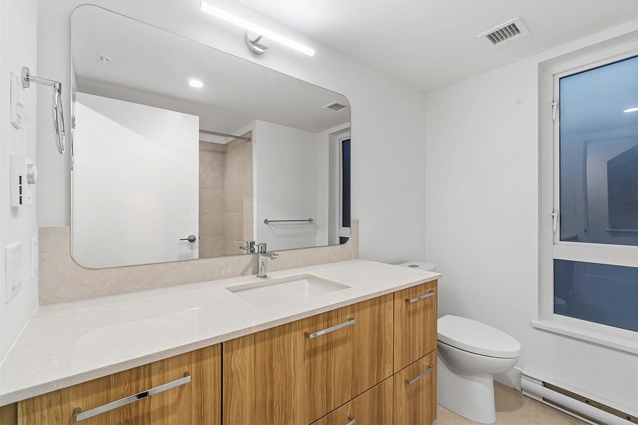 107 2320 Emery Court North Vancouver, BC - 4