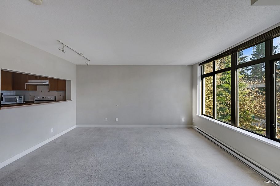 312 3660 Vanness Avenue Vancouver, BC - 3
