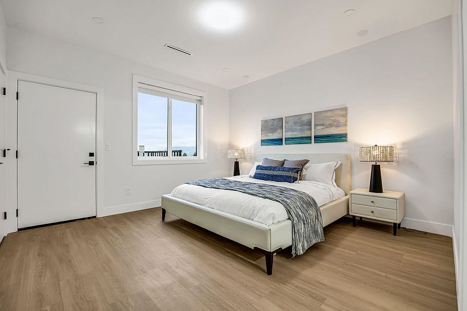 2827 Dundas Street Vancouver, BC - 8