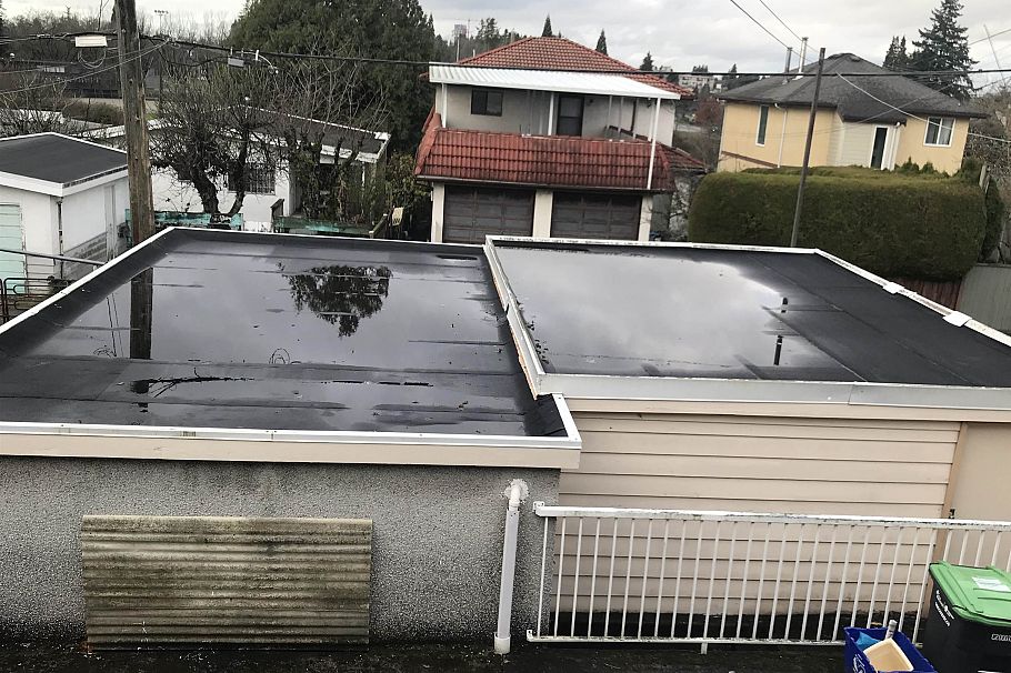 5771 Sherbrooke Street Vancouver, BC - 9