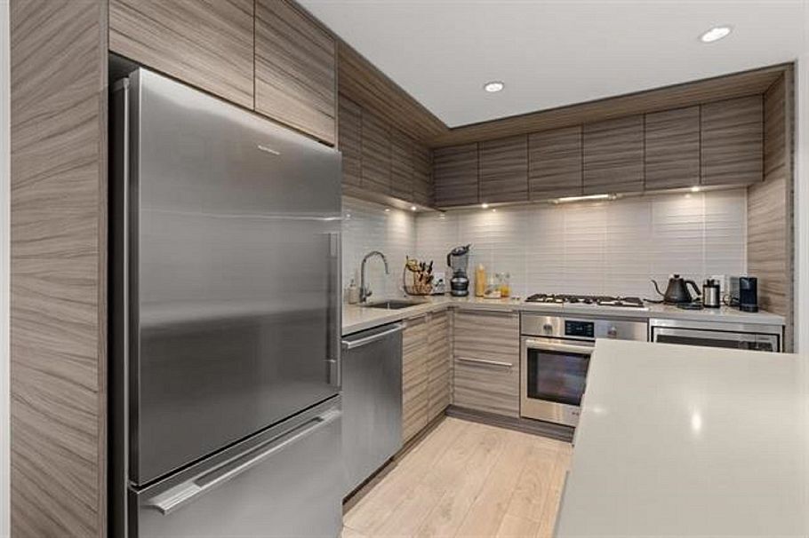 1909 1550 FERN STREET, North Vancouver BC V7J 0A9 North Vancouver, BC - 4