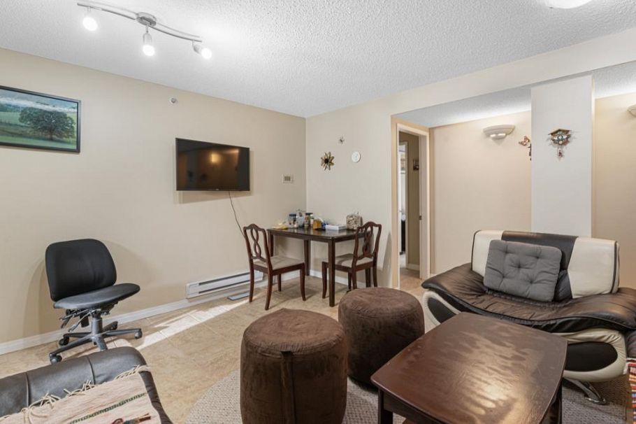 753 E 55th Avenue Vancouver, BC - 32