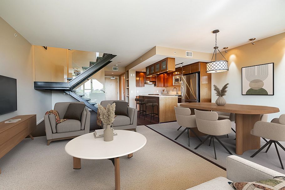 PH3 683 W Victoria Park North Vancouver, BC - 9