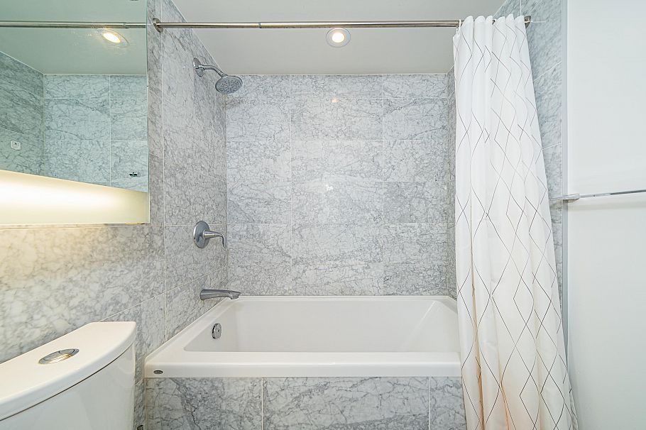 1606 8988 Patterson Road Richmond, BC - 19