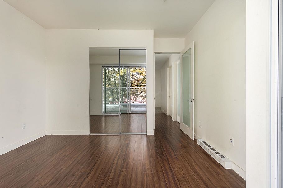 218 3333 Main Street Vancouver, BC - 7